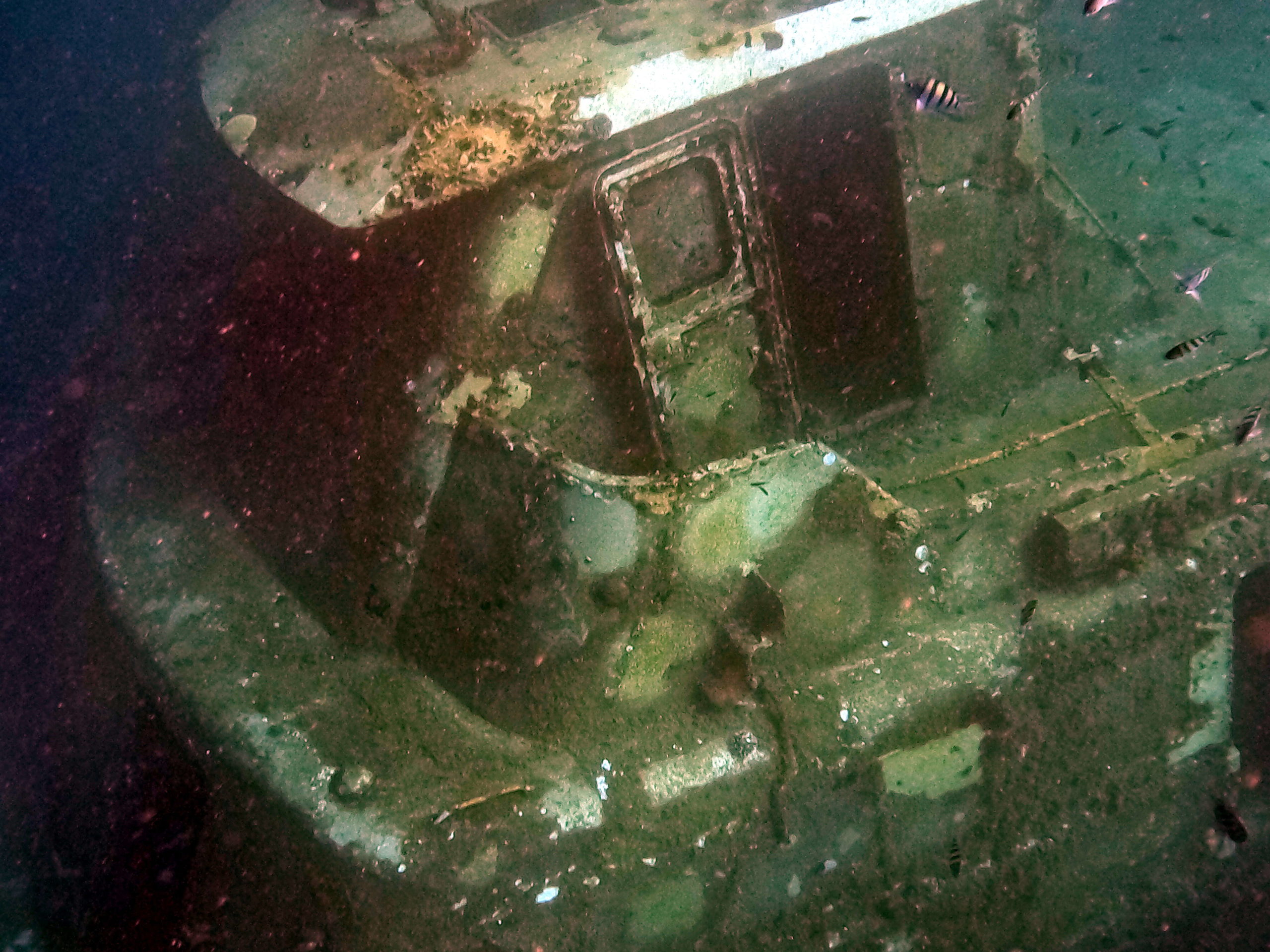 les saintes épave anse mire
