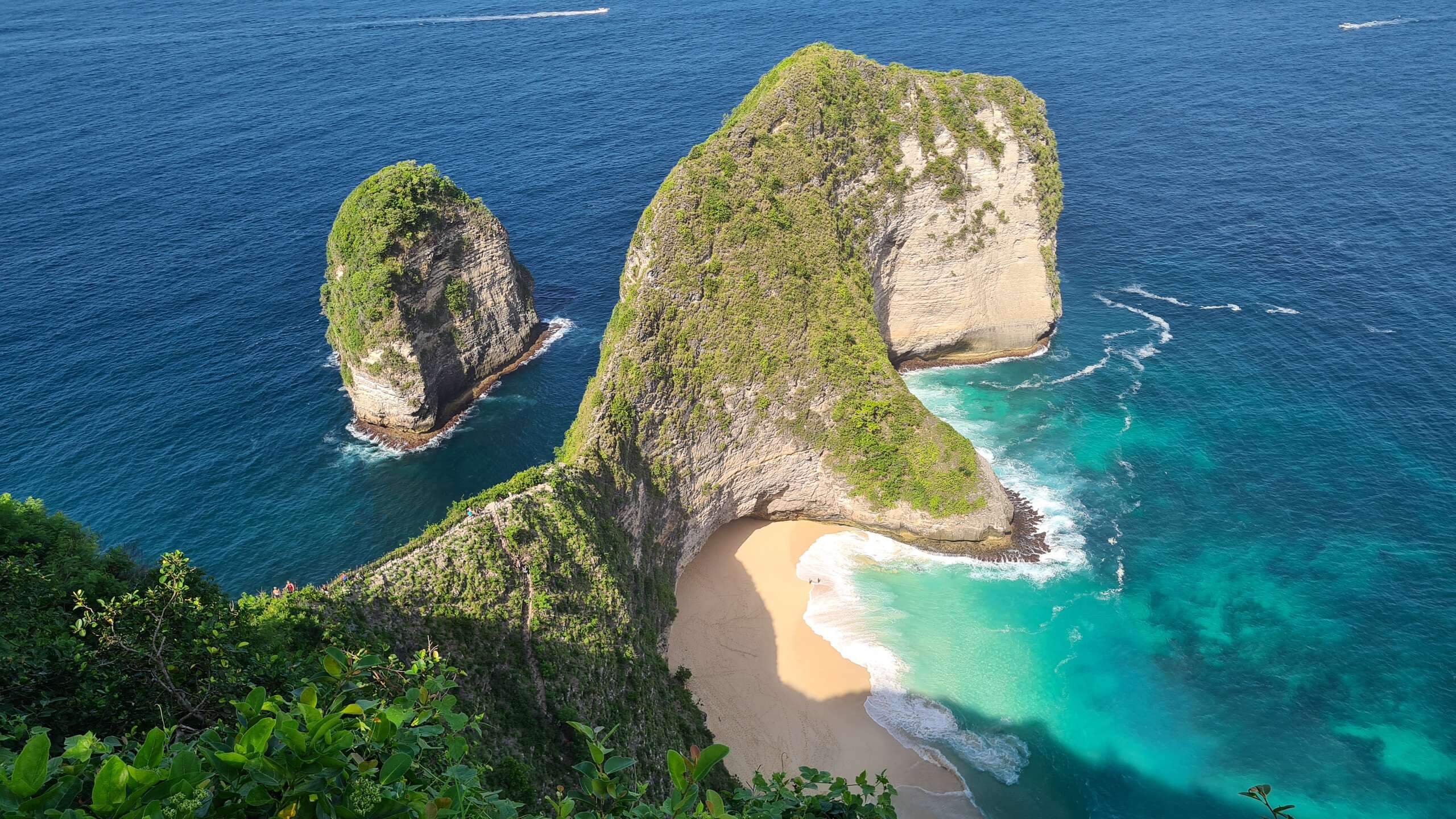 Kelingking beach